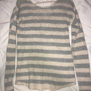 Small grey and cream colored sweater like new!